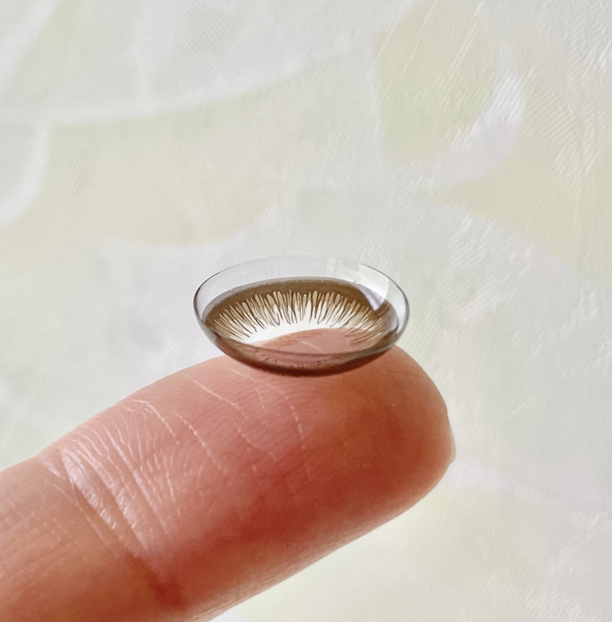 Queencontacts safety