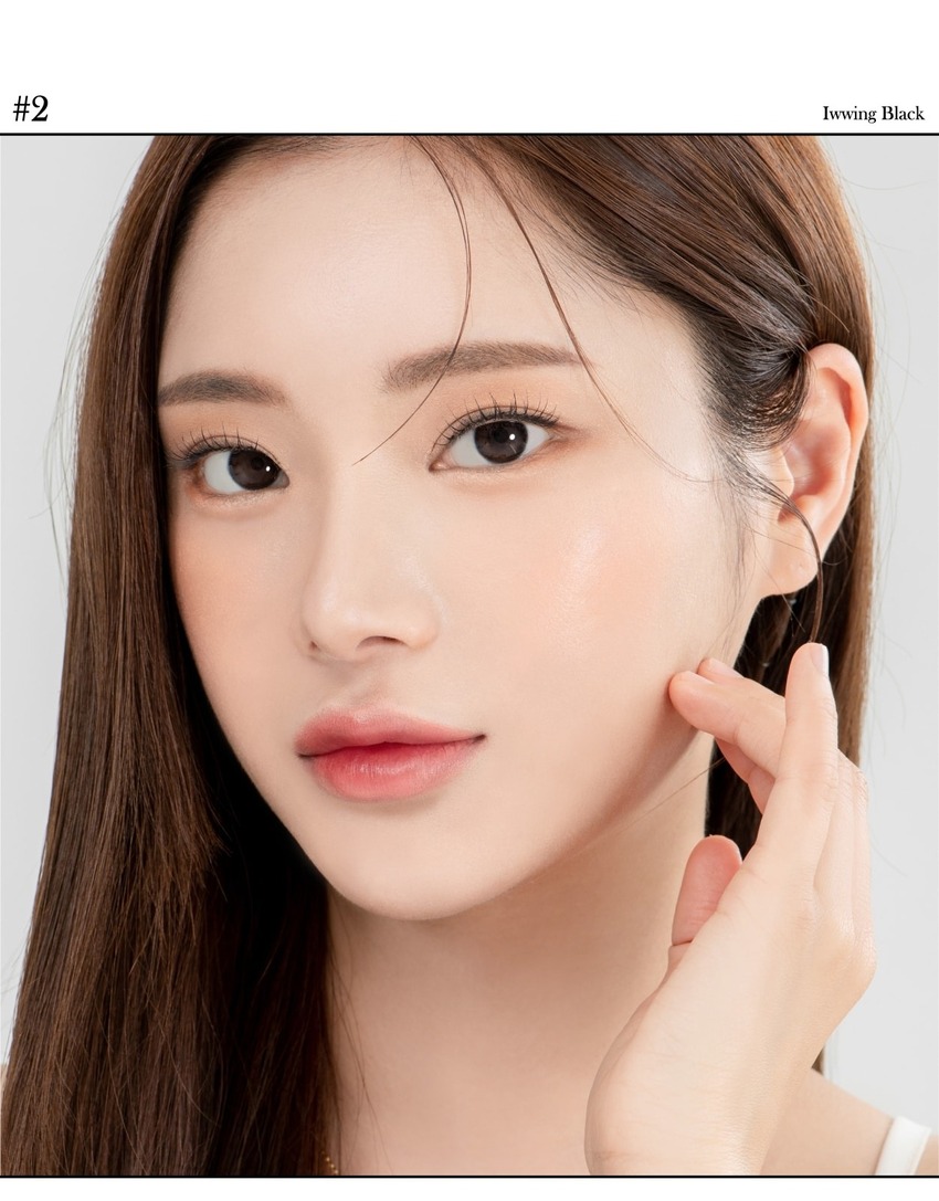 
Embrace the elegance of Iwwing 1month black, a Korea colorcontacts option that naturally thickens the black tone, ensuring clear eyes and effortless charm.